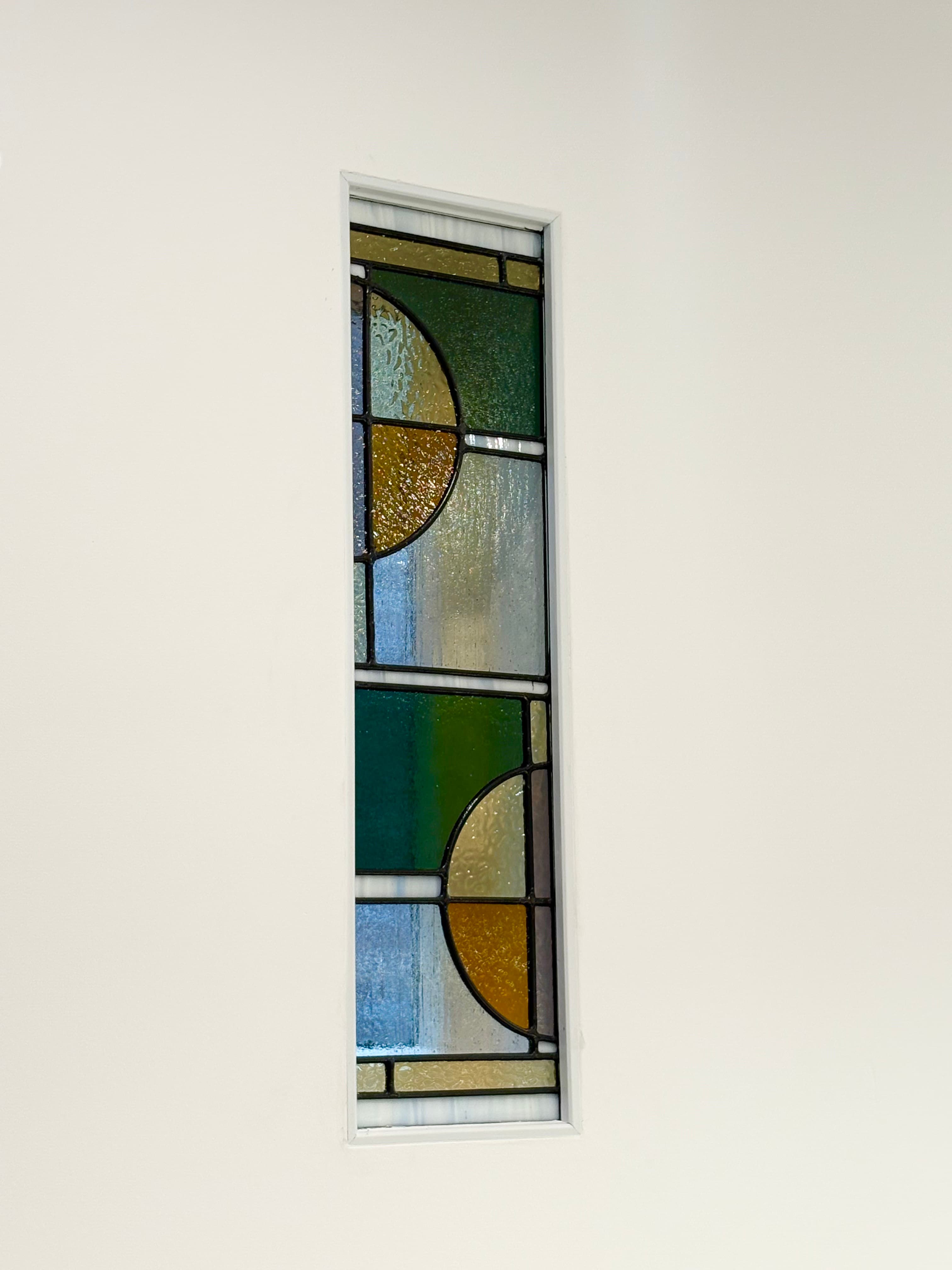 Modern Accent Window for Home Kitchen